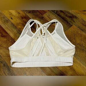 Fabletics bra